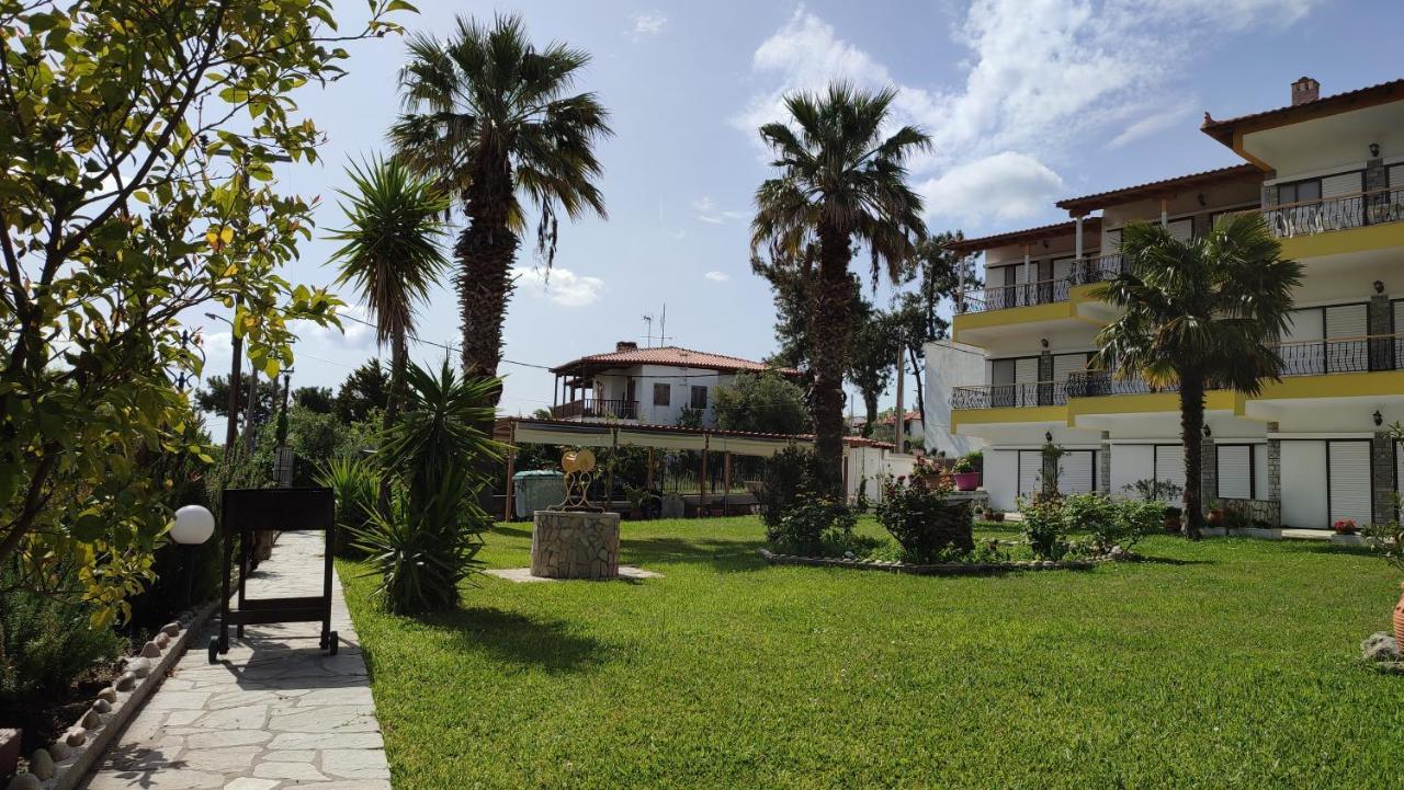 Villa Christina Sea Side A Hanioti Exteriör bild